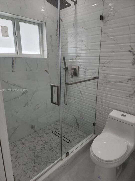En Venta: $630,000 (4 camas, 3 baños, 0 Pies cuadrados)