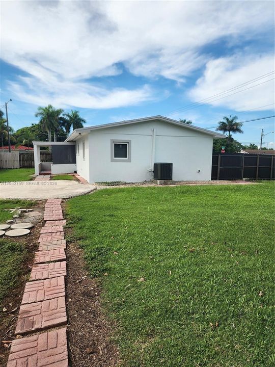 En Venta: $630,000 (4 camas, 3 baños, 0 Pies cuadrados)