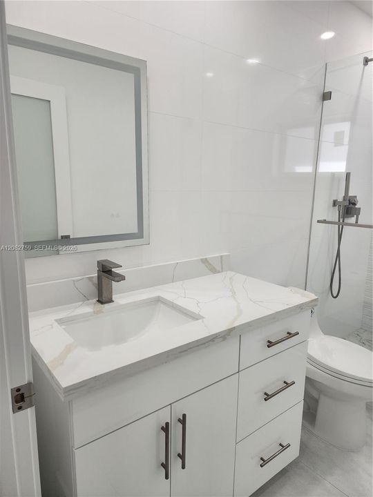 En Venta: $630,000 (4 camas, 3 baños, 0 Pies cuadrados)