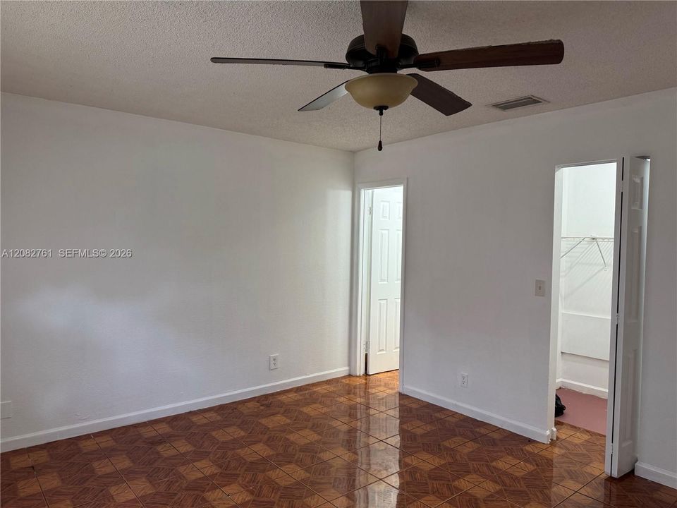 For Rent: $3,500 (3 beds, 2 baths, 1170 Square Feet)