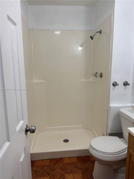 For Rent: $3,500 (3 beds, 2 baths, 1170 Square Feet)
