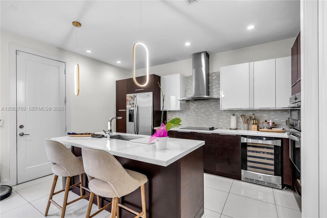 For Sale: $849,000 (4 beds, 3 baths, 1862 Square Feet)