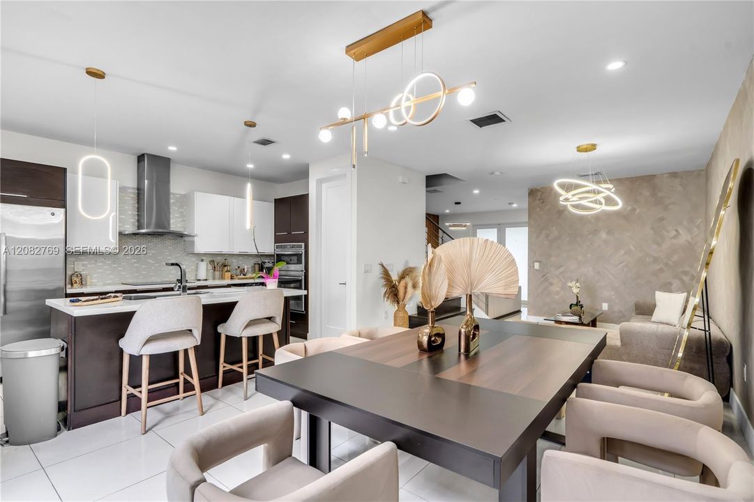 For Sale: $849,000 (4 beds, 3 baths, 1862 Square Feet)