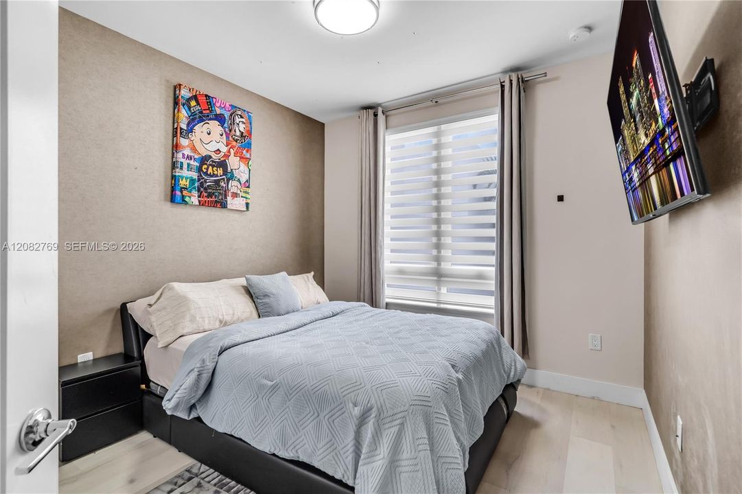 For Sale: $849,000 (4 beds, 3 baths, 1862 Square Feet)