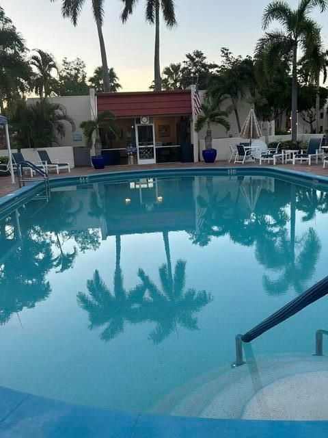 Trevi Pool