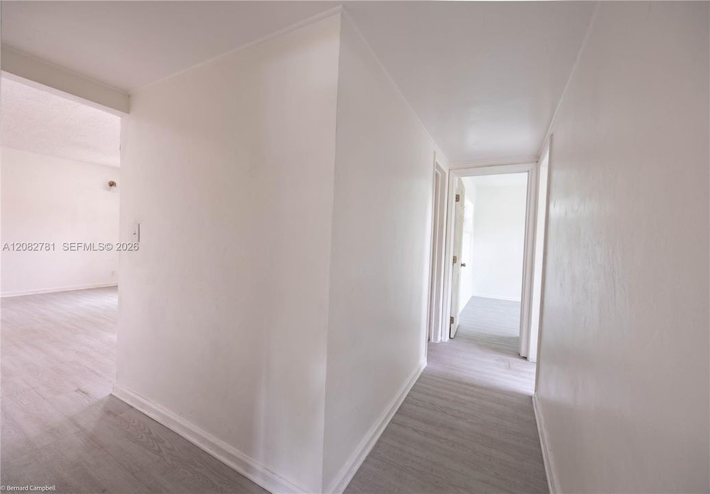 На продажу: $460,000 (5 спален, 2 ванн, 1802 Квадратных фут)