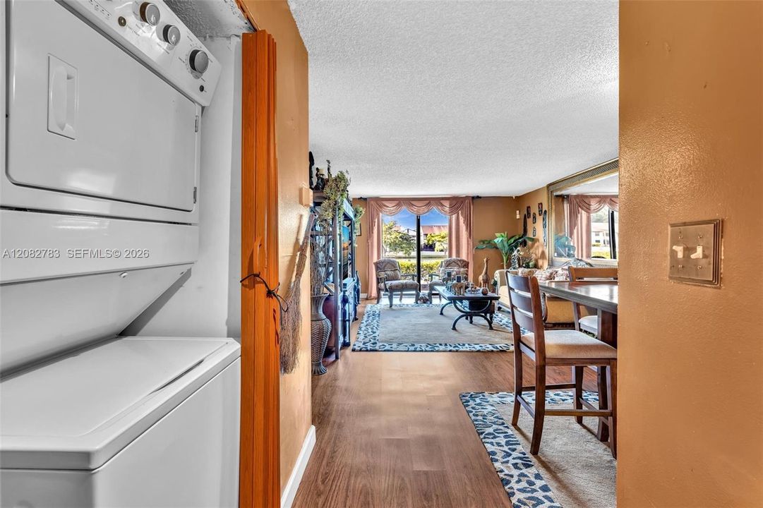 En Venta: $244,900 (2 camas, 2 baños, 1134 Pies cuadrados)