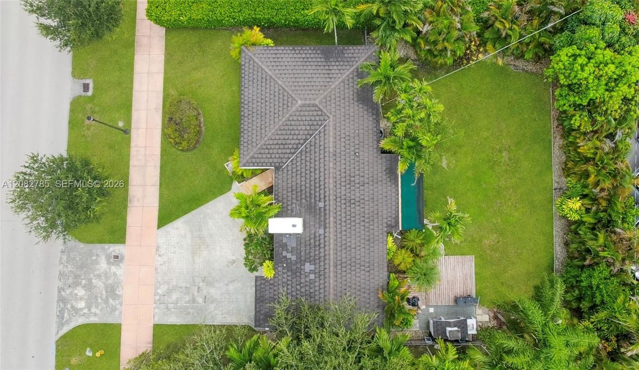 En Venta: $1,795,000 (3 camas, 2 baños, 1271 Pies cuadrados)