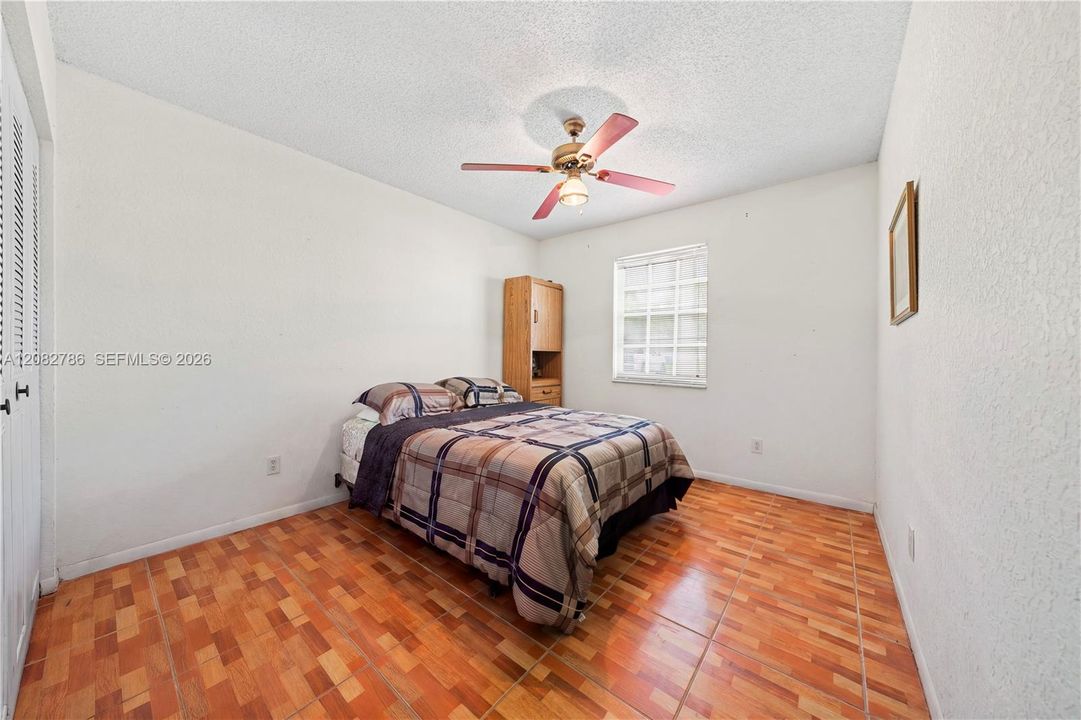 Bedrom 1