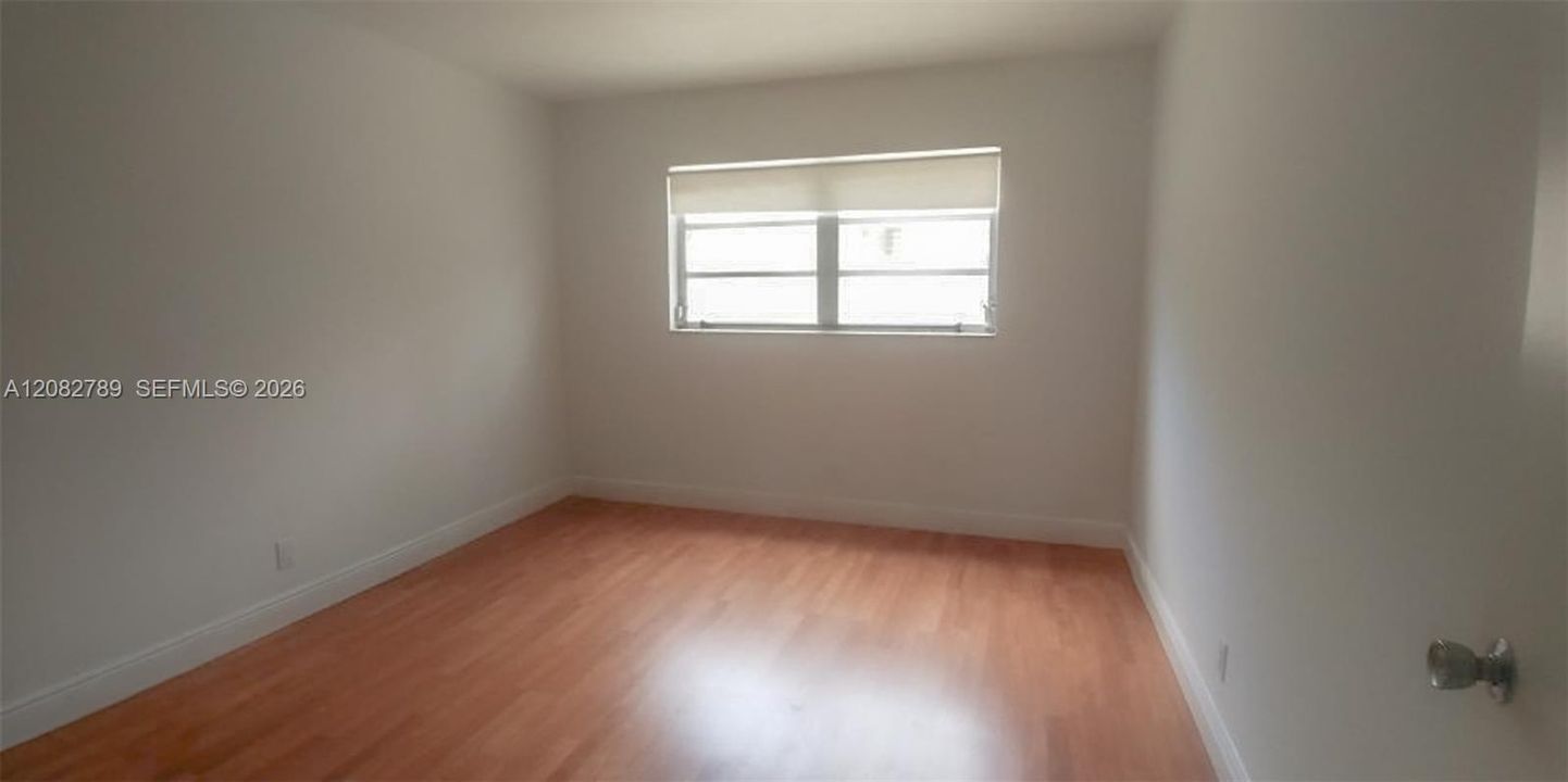 For Rent: $1,800 (2 beds, 1 baths, 836 Square Feet)