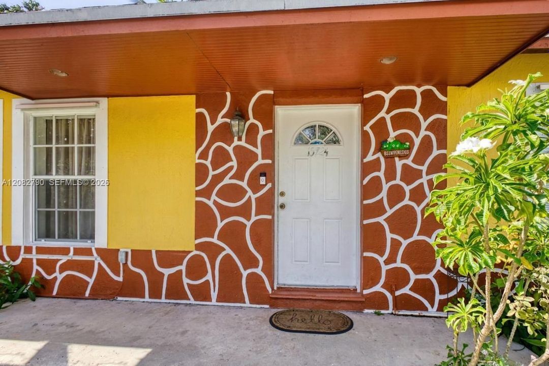 En Venta: $525,000 (4 camas, 2 baños, 1334 Pies cuadrados)