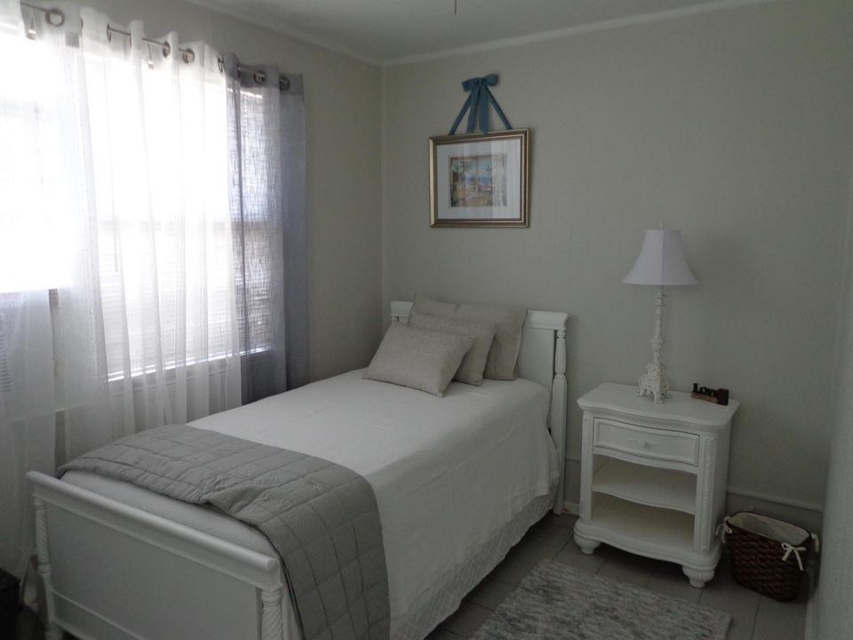11751 Oleander Drive 001