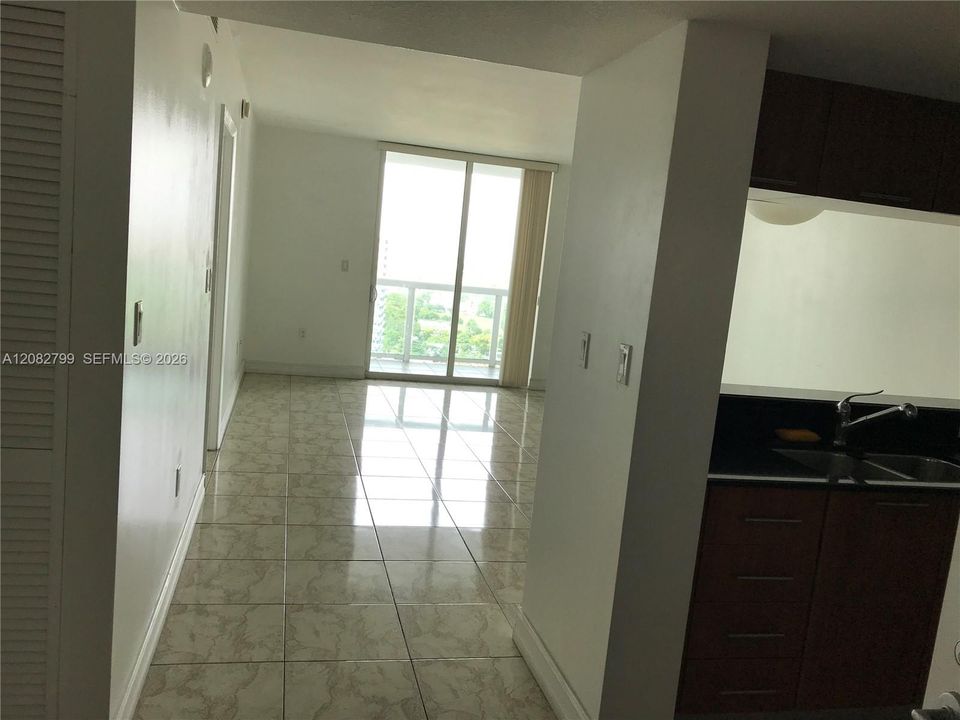 En Renta: $2,799 (1 camas, 1 baños, 842 Pies cuadrados)