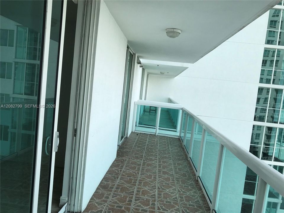 En Renta: $2,799 (1 camas, 1 baños, 842 Pies cuadrados)