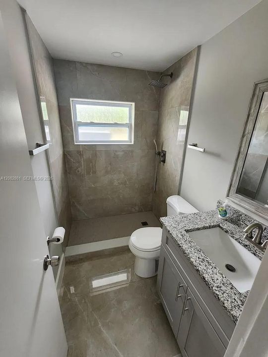 На продажу: $425,000 (2 спален, 2 ванн, 1620 Квадратных фут)