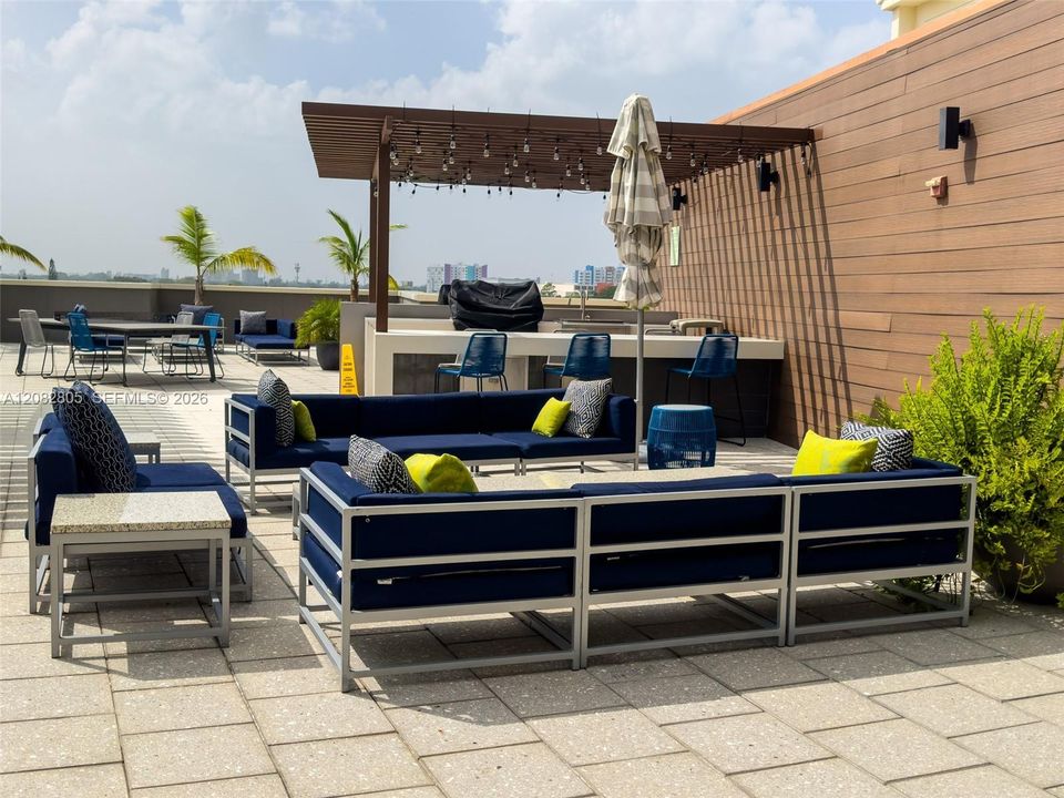 En Venta: $580,000 (2 camas, 2 baños, 1190 Pies cuadrados)