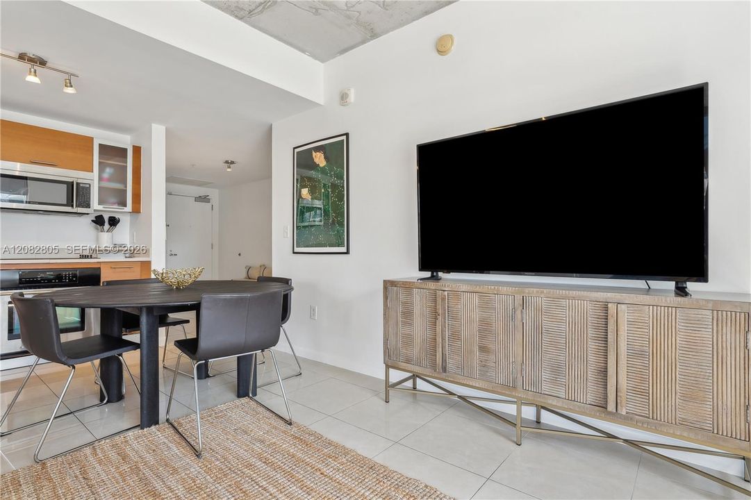 En Venta: $580,000 (2 camas, 2 baños, 1190 Pies cuadrados)