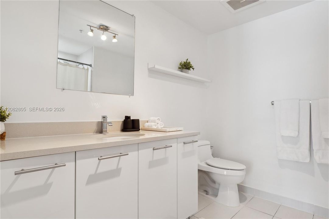 En Venta: $580,000 (2 camas, 2 baños, 1190 Pies cuadrados)