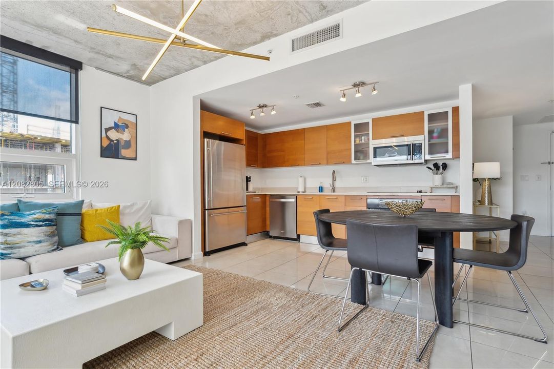 En Venta: $580,000 (2 camas, 2 baños, 1190 Pies cuadrados)