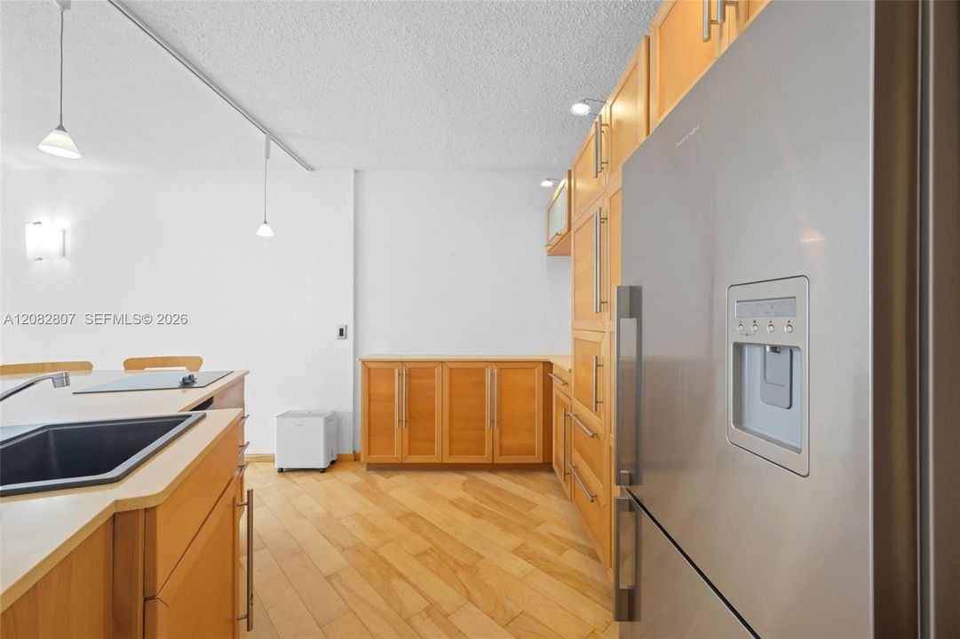 En Venta: $269,000 (1 camas, 1 baños, 787 Pies cuadrados)