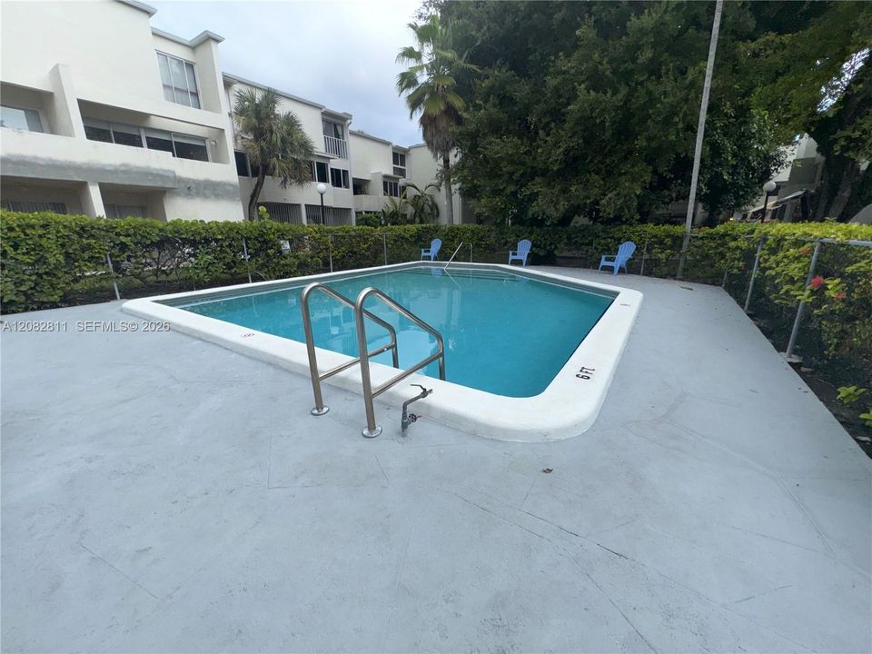 En Venta: $395,000 (2 camas, 1 baños, 970 Pies cuadrados)
