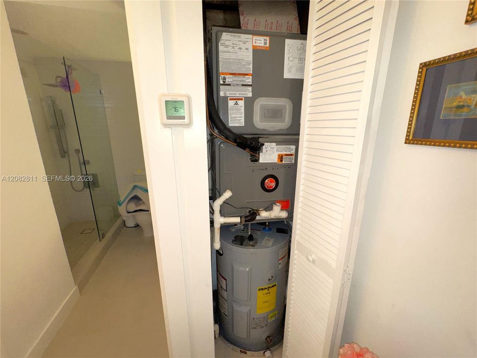 En Venta: $395,000 (2 camas, 1 baños, 970 Pies cuadrados)