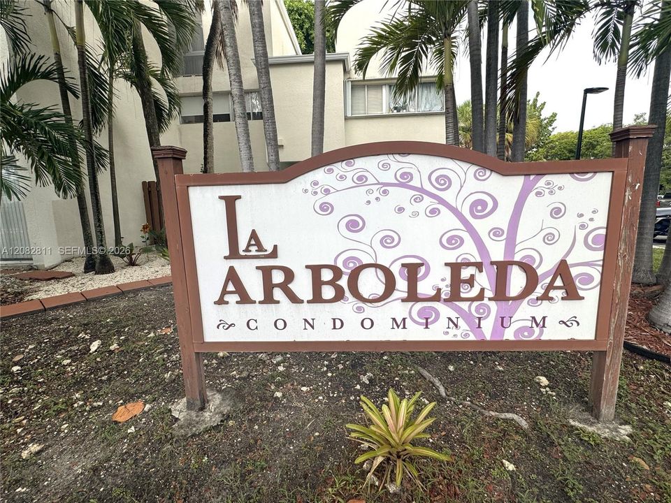 En Venta: $395,000 (2 camas, 1 baños, 970 Pies cuadrados)