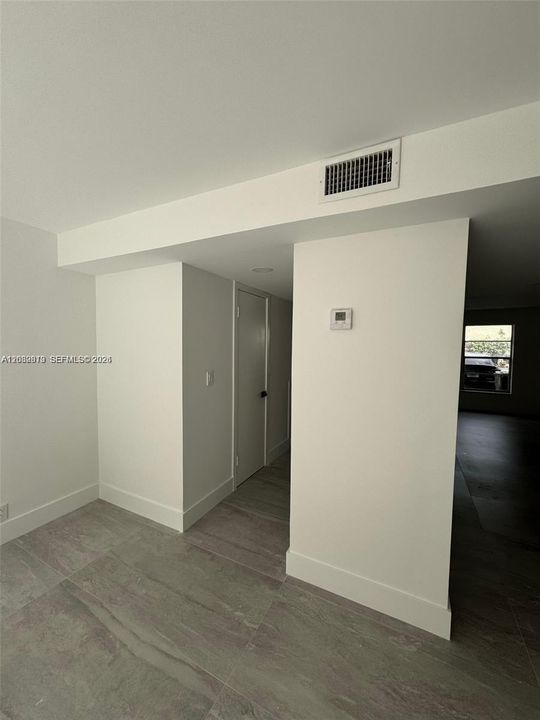 For Rent: $2,900 (3 beds, 2 baths, 1400 Square Feet)