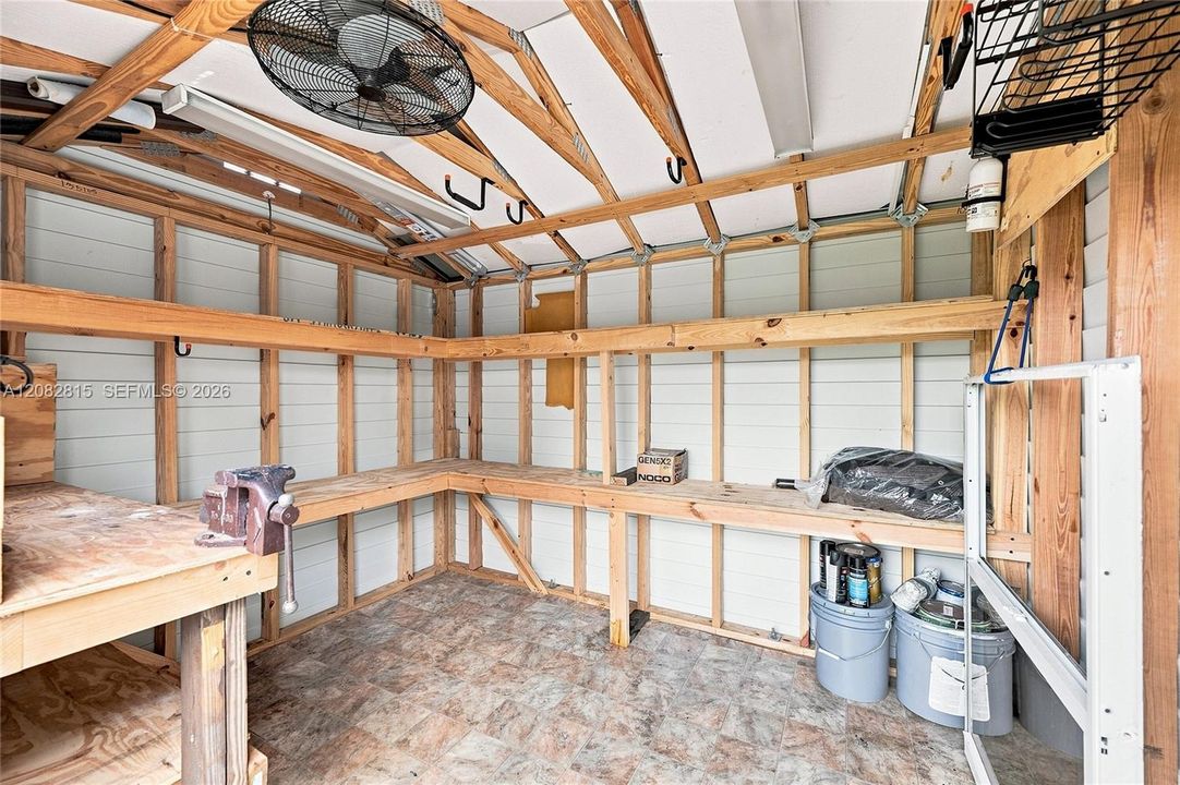 En Venta: $520,000 (3 camas, 2 baños, 897 Pies cuadrados)