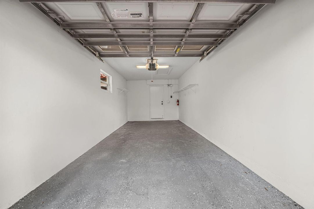 end - Garage