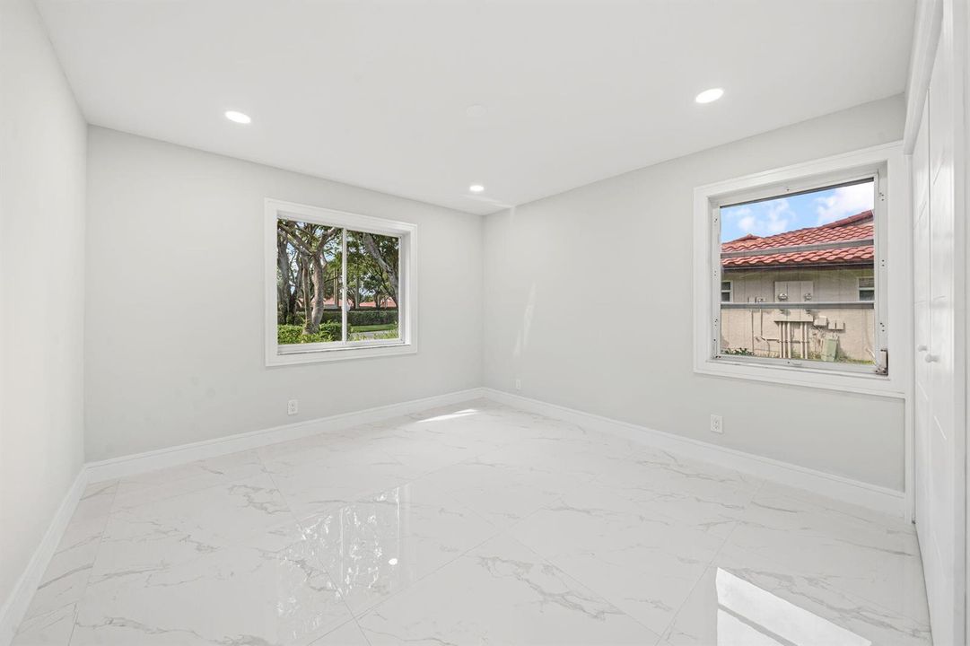 16 - Guest Bedroom 1