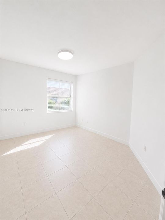 En Renta: $2,300 (3 camas, 3 baños, 1234 Pies cuadrados)