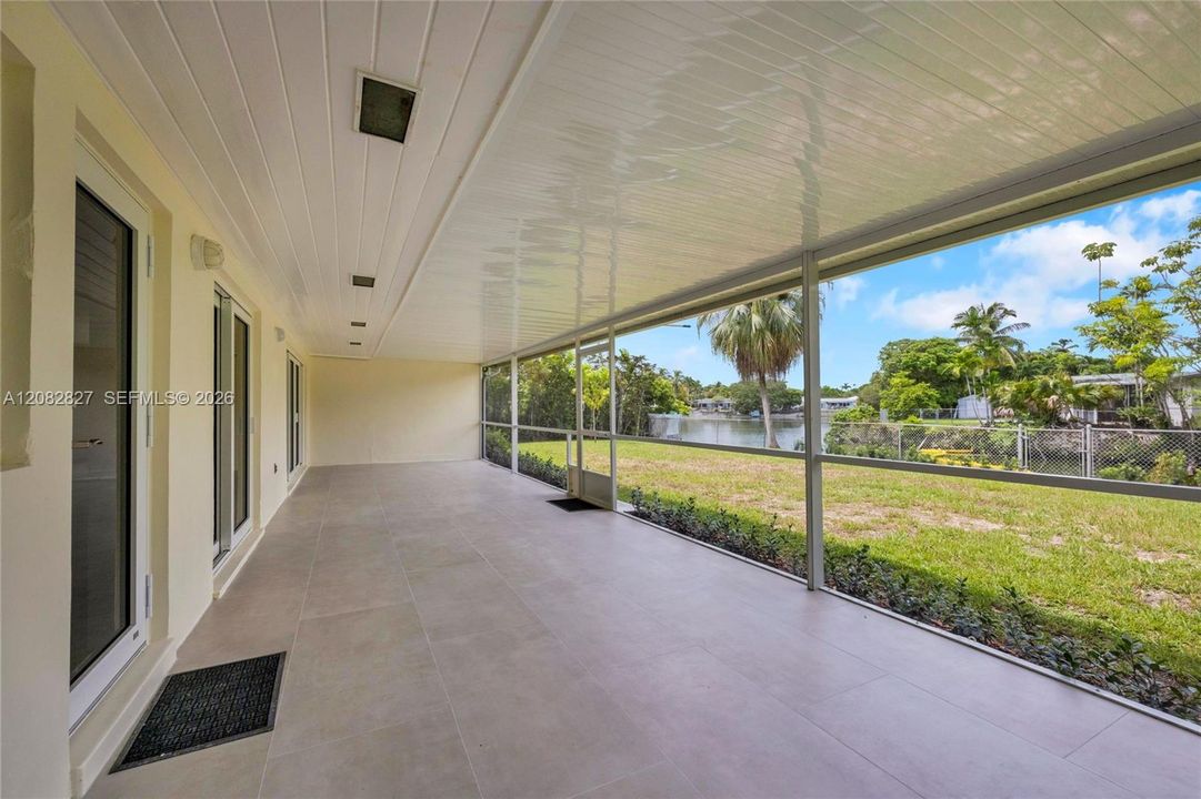 For Rent: $7,900 (3 beds, 2 baths, 2337 Square Feet)