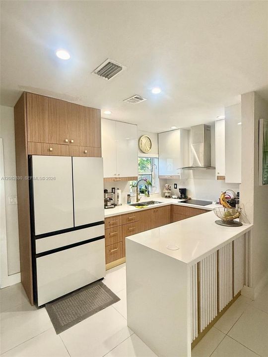 For Sale: $589,000 (3 beds, 1 baths, 950 Square Feet)
