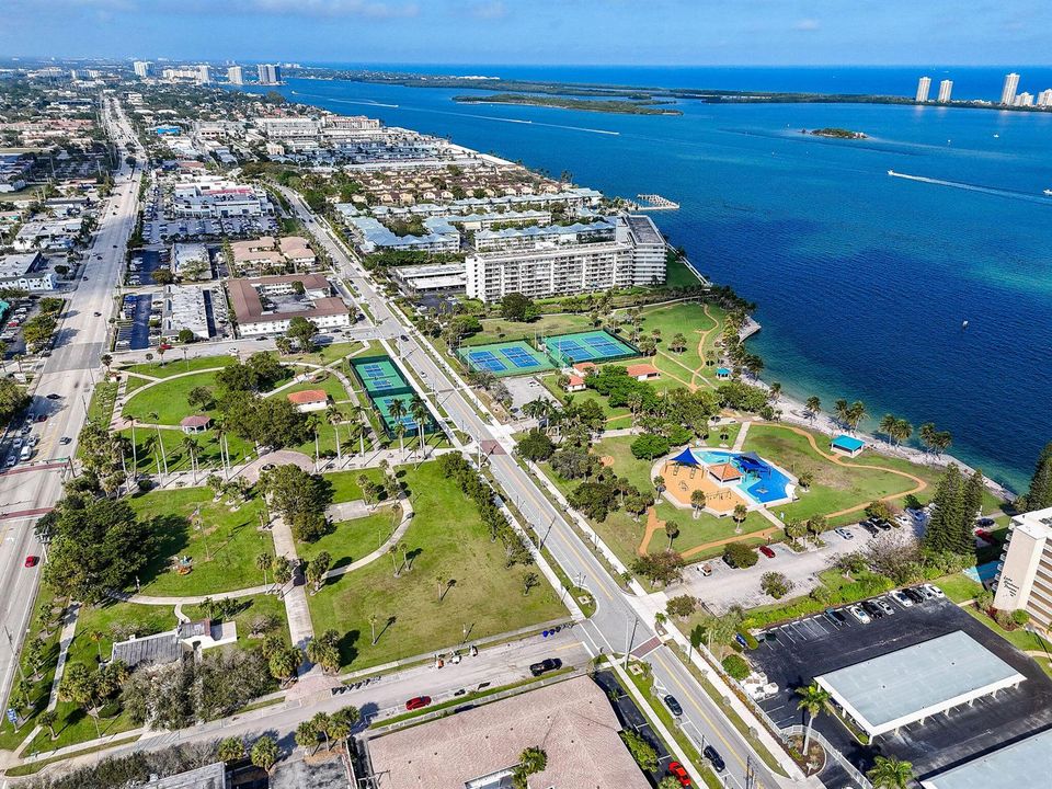 Nearby Lake Park Attractions