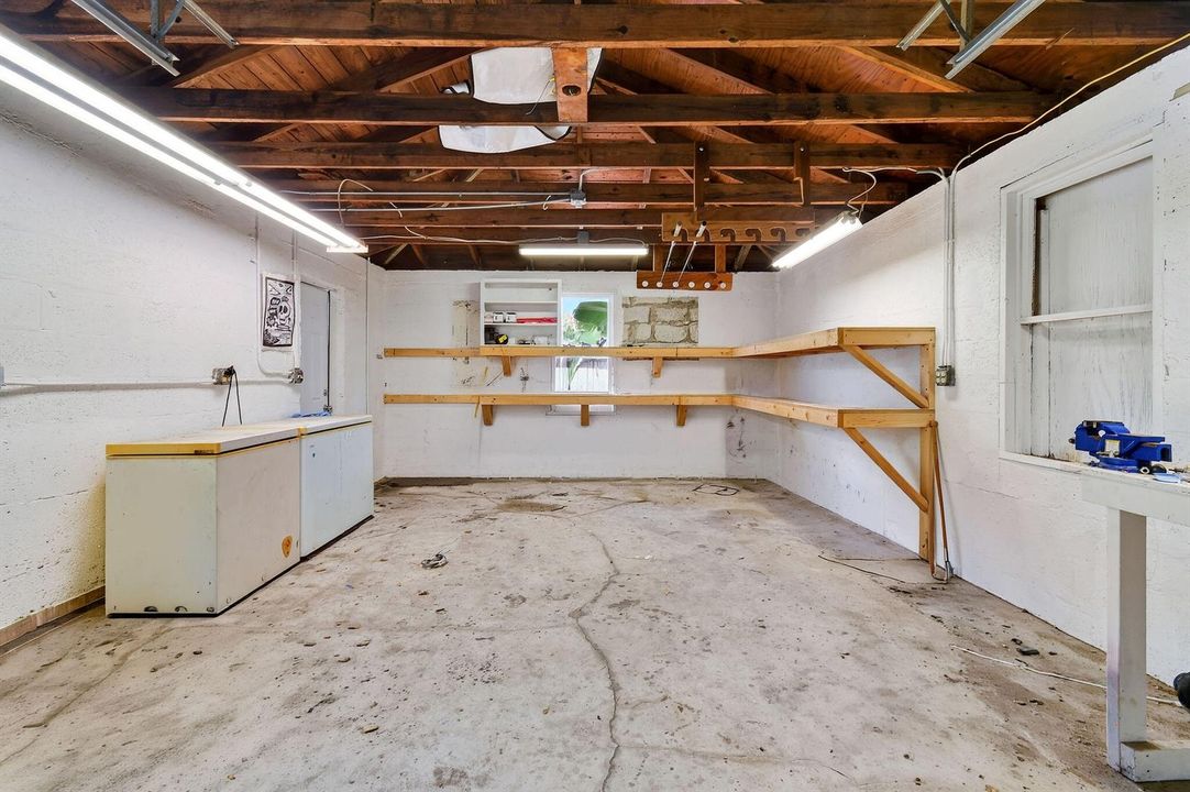 Detached Garage Workshop