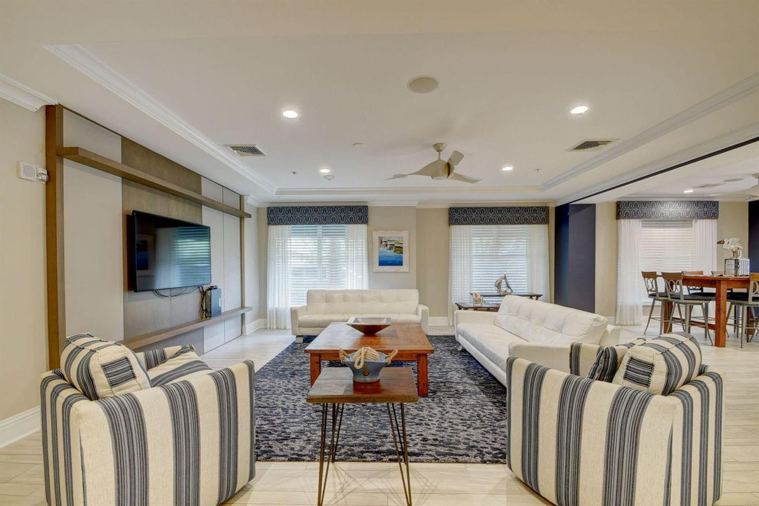 60-web-or-mls-700 East Boynton (5)