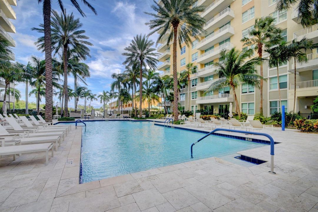 70-web-or-mls-700 East Boynton (15)
