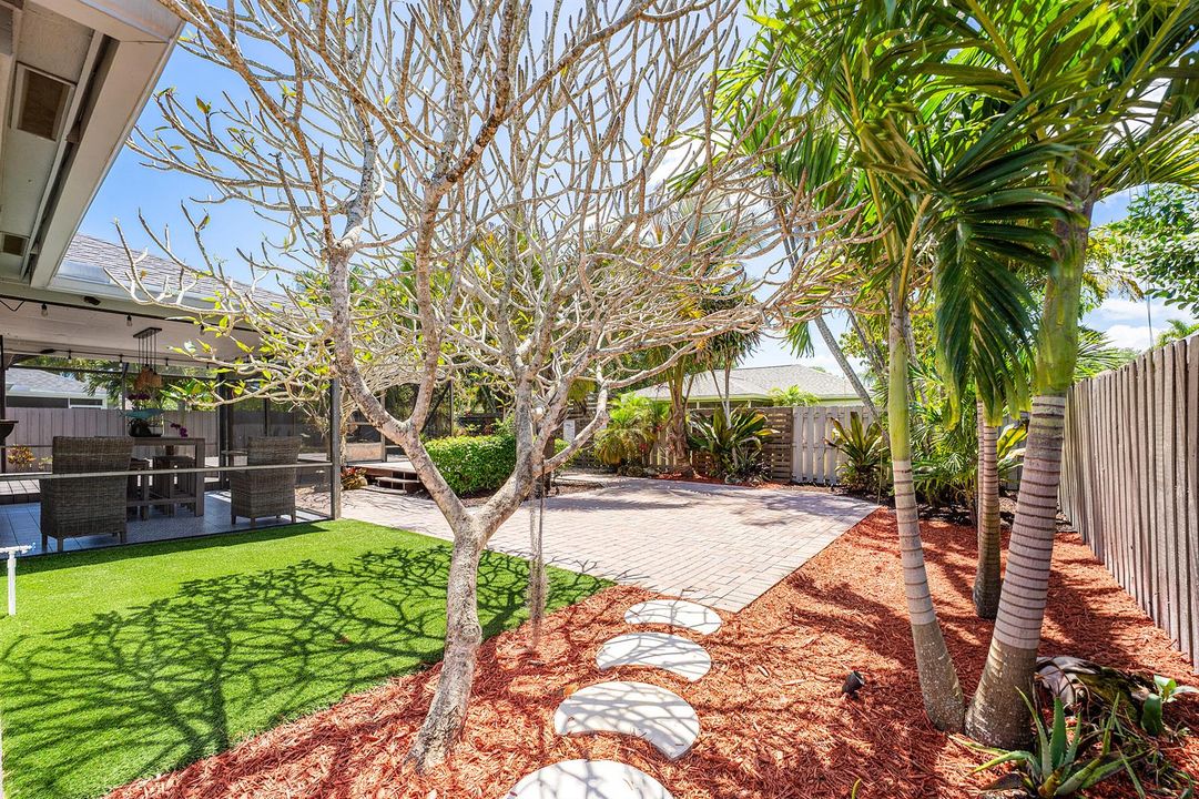 027-140ArrowheadCircle-Jupiter-FL-33458-