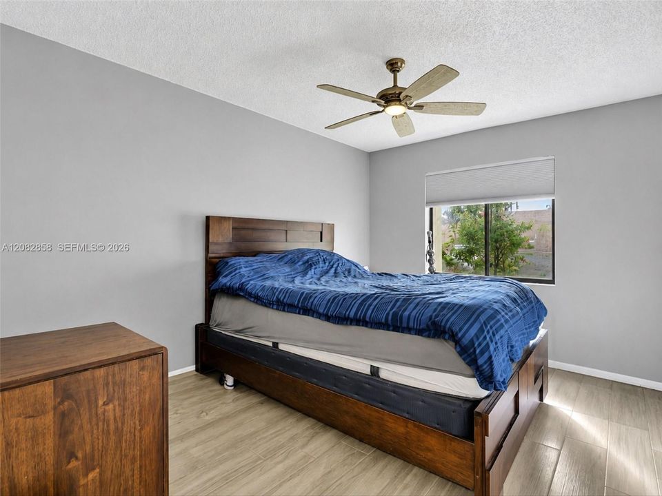 For Rent: $4,700 (3 beds, 2 baths, 1900 Square Feet)
