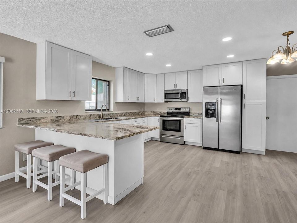 For Rent: $4,700 (3 beds, 2 baths, 1900 Square Feet)