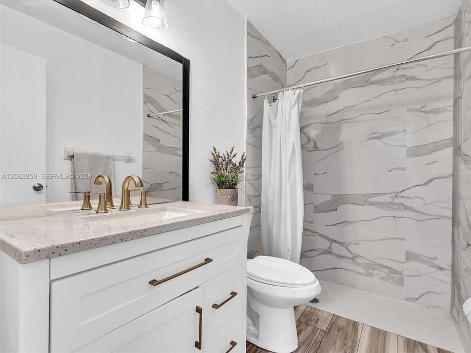 For Rent: $4,700 (3 beds, 2 baths, 1900 Square Feet)