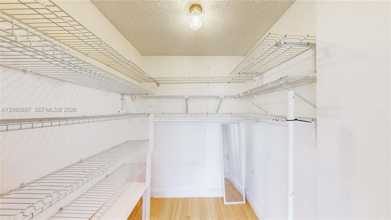 В аренду: $1,800 (1 спален, 1 ванн, 767 Квадратных фут)