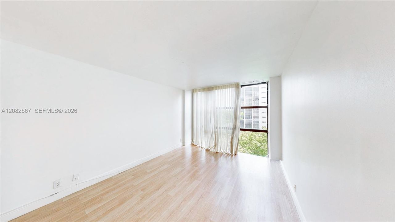 В аренду: $1,800 (1 спален, 1 ванн, 767 Квадратных фут)