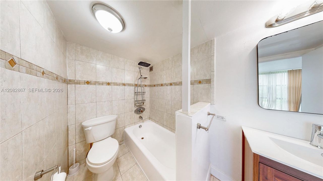 В аренду: $1,800 (1 спален, 1 ванн, 767 Квадратных фут)