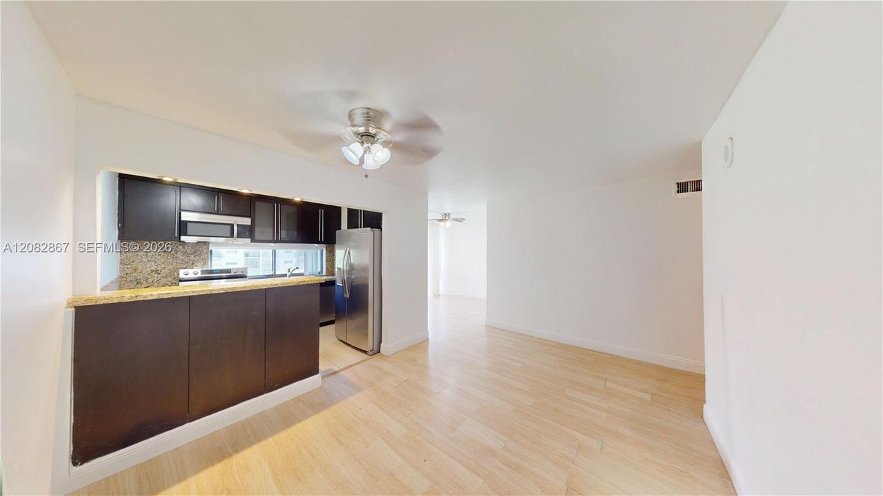 В аренду: $1,800 (1 спален, 1 ванн, 767 Квадратных фут)