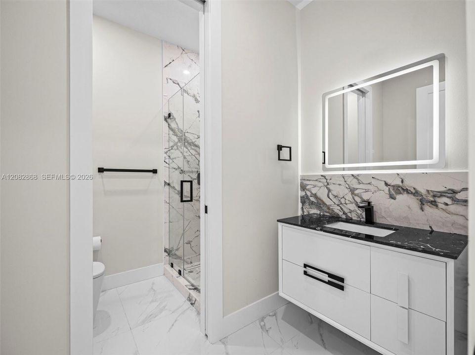 For Rent: $5,500 (3 beds, 3 baths, 2124 Square Feet)