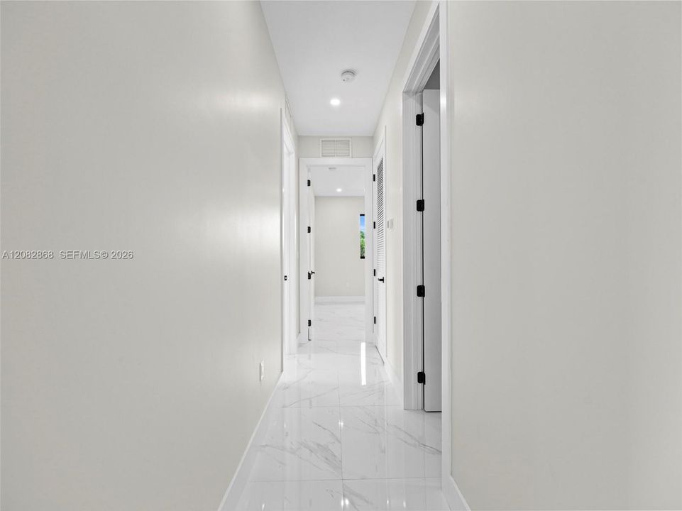 For Rent: $5,500 (3 beds, 3 baths, 2124 Square Feet)