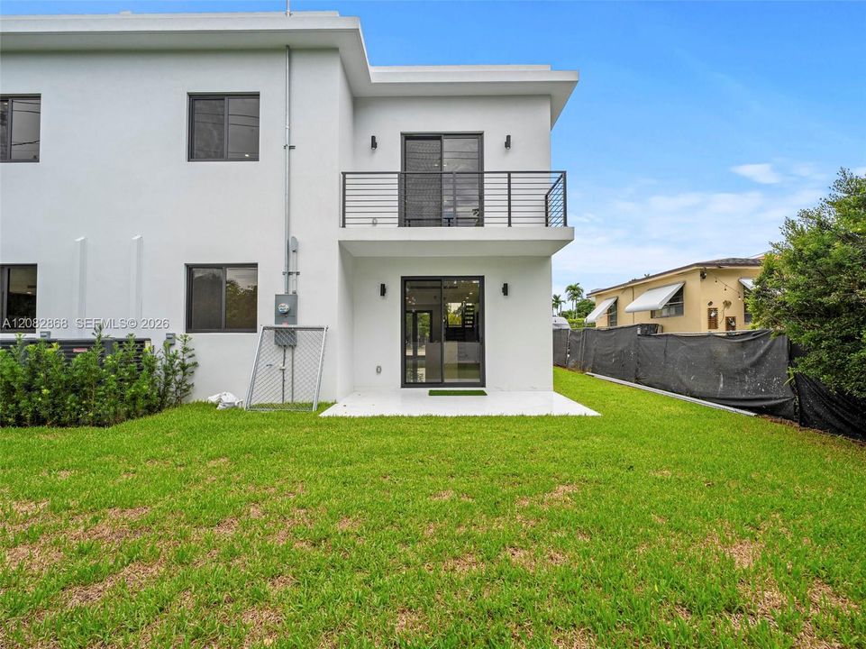 For Rent: $5,500 (3 beds, 3 baths, 2124 Square Feet)
