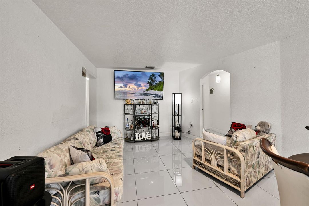 406 SW 15th Terrace 00012